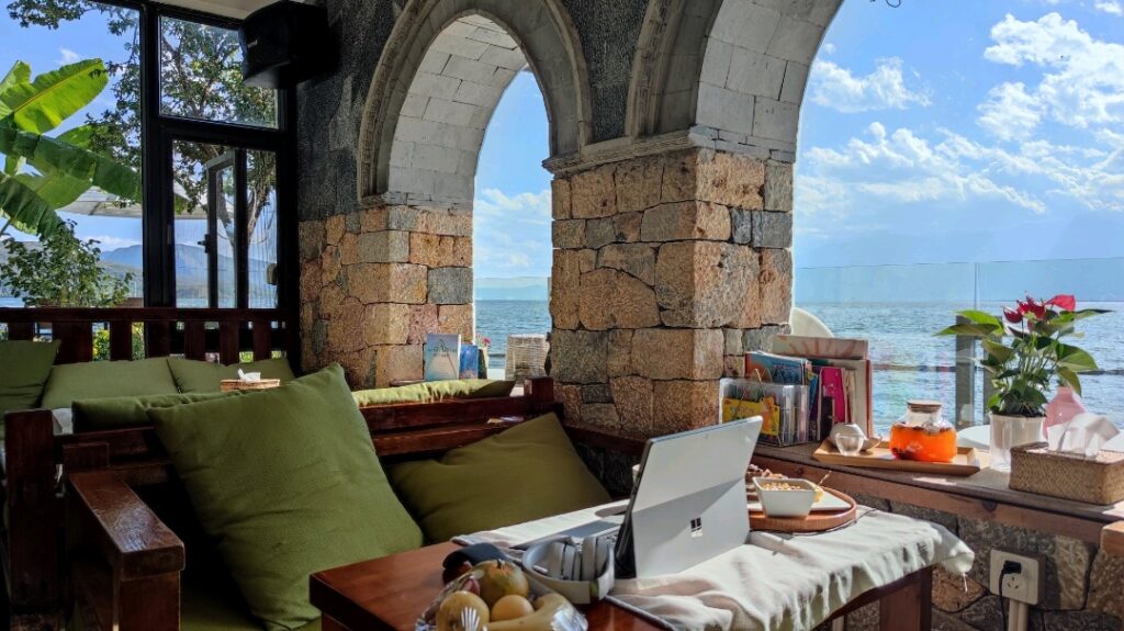 独立站+SEO=不受时间地点限制的工作